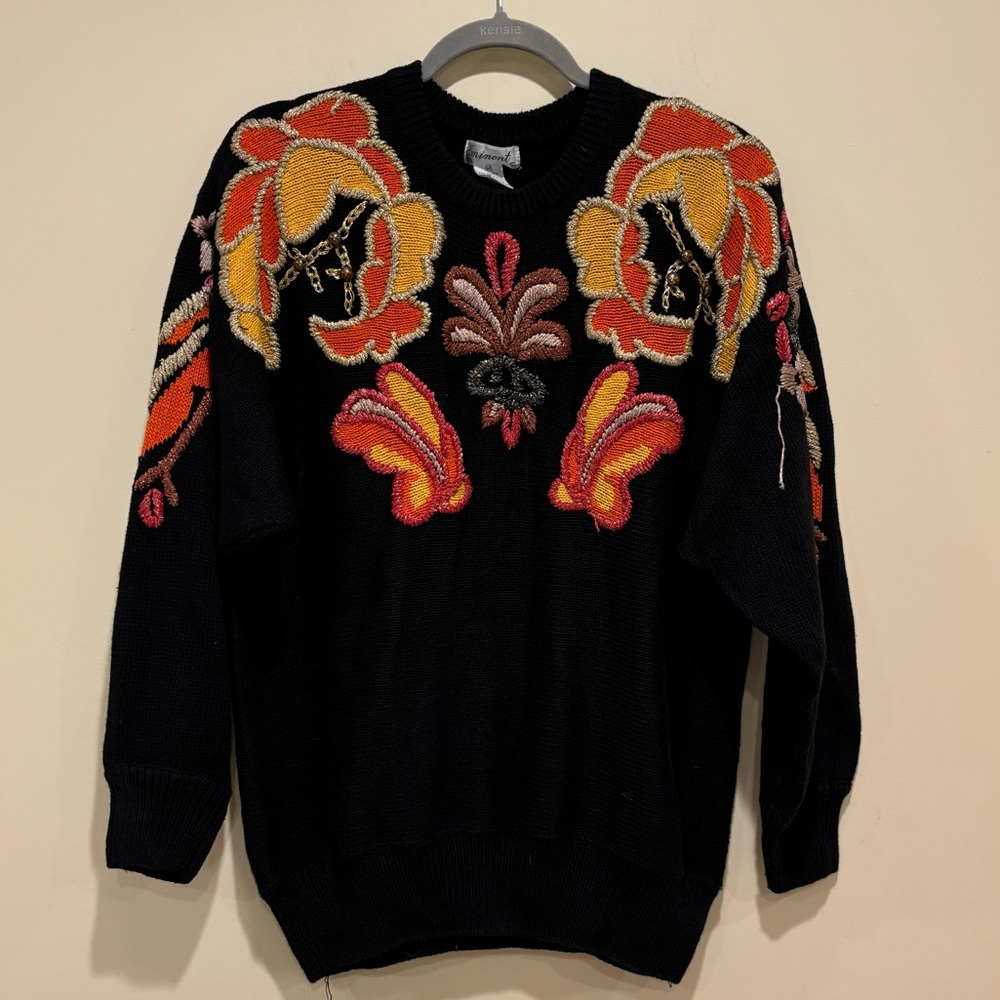 Vintage Eminent Embroidered Black Sweater | Bold Floral Knit | Size M
